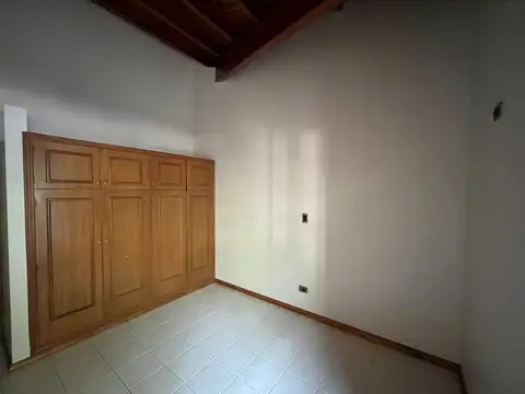 Casa en alquiler Barrio Dalvian 3 Dorm