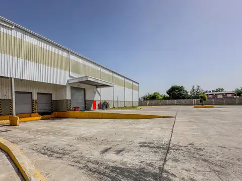 ALQUILER - NAVE INDUSTRIAL 3100m2 - CENTRO MULTICLIENTE - GARIN