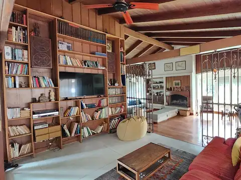 Casa en Alquiler Temporal con 2 cocheras