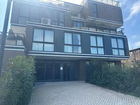 Departamento en Alquiler de 4 ambientes