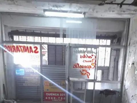 VENTA LOCAL DE NEGOCIO - EXCELENTE UBICACION