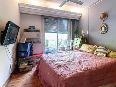 Venta depto 4 amb con balcón en San Cristobal
