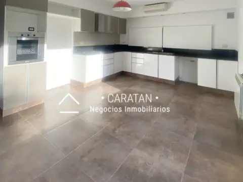 Av Fuerza Aerea 3100