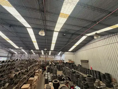 Local Comercial s/ Avenida 1900 m² Edificados - San Justo