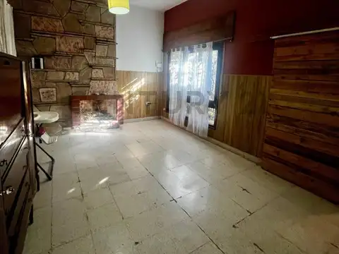 Pje. Sbarbi 1800, Piso 0