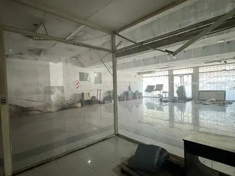 Local en Venta en Parque Patricios, USD 4.000.000