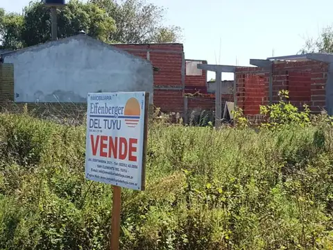 Terreno en Venta 30  mts Fondo