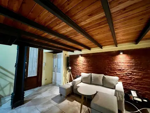 Depto Tipo Casa en Venta de 4 ambientes