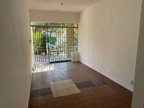 Avenida Las Heras al 400