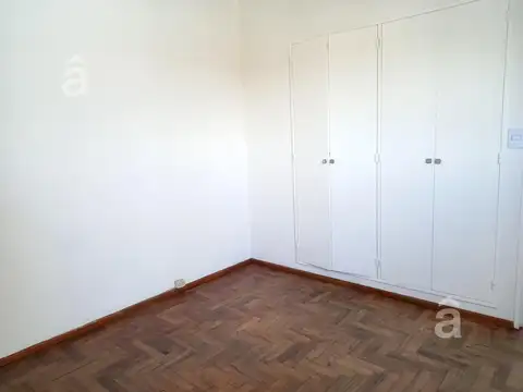 Departamento en Alquiler  en  Villa Ballester-2 ambientes, céntrico!