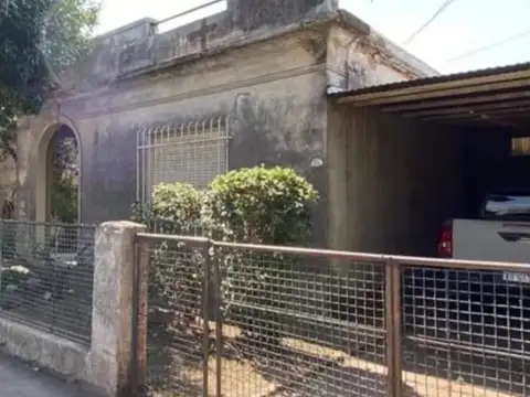 Av De La Calle Real 600