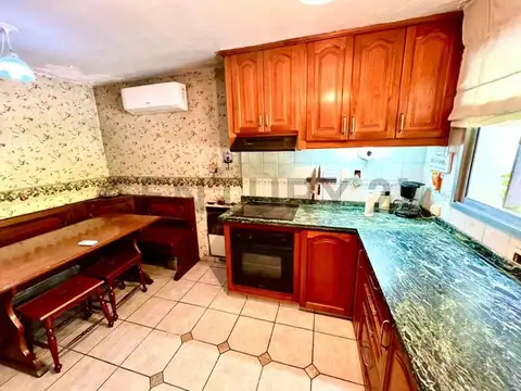 Venta Casa 5 Ambientes Haedo Cochera