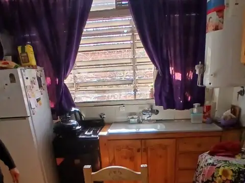 General Bartolomé Mitre 1200, Piso 1