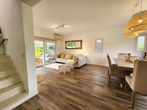 Casa en Alquiler de 3 dormitorios