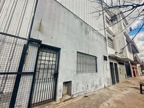 Galpon en Alquiler 10  mts Frente