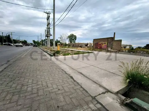 Bandera de los Andes y Milagros , Piso 0