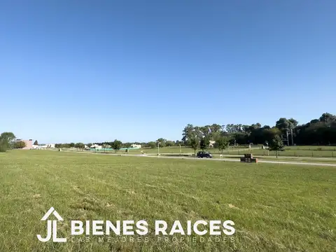 Terreno en venta, barrio Las Calandrias