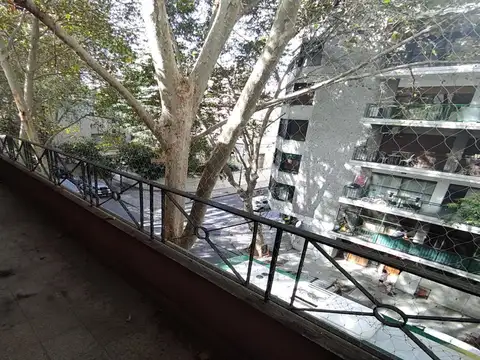 Depto.tipo casa de 4 ambientes en Venta en Caballito