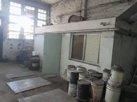 Galpon en Venta en Valentin Alsina, USD 240.000