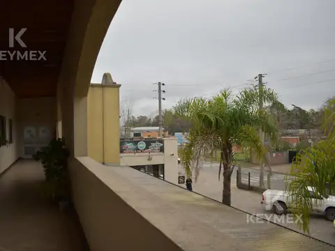 CENTRO COMERCIAL PROXIMO A CAAMAÑO.