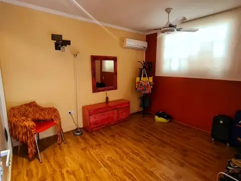 Depto Tipo Casa 4 ambientes con 1 baño