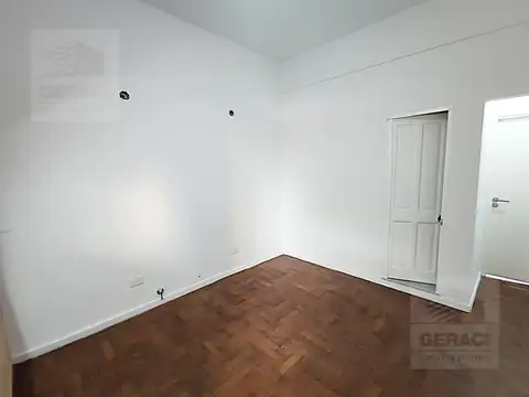 Depto Tipo Casa en Venta 60 años