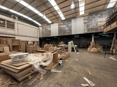 Galpon en Alquiler 29  mts Fondo