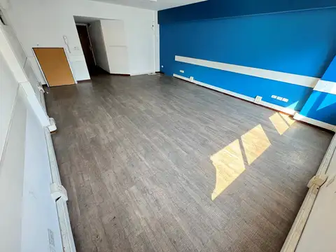 Oficina en Venta 20 años