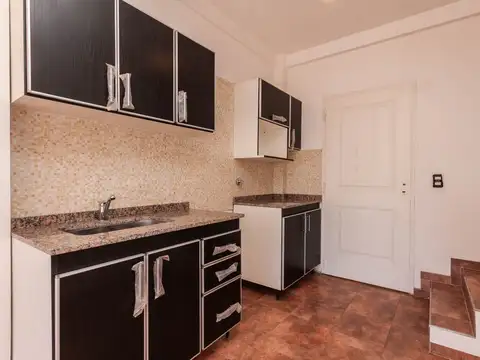 Consejal Hector Noya 2400