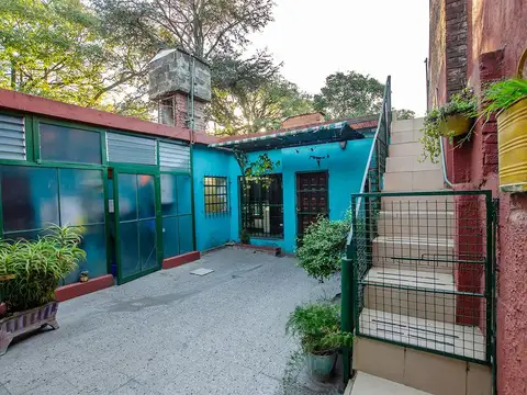 Casa 4 ambientes con 1 baño