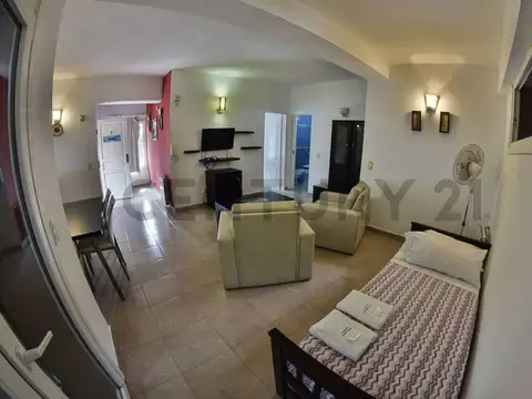 Departamento en Alquiler con 1 cocheras