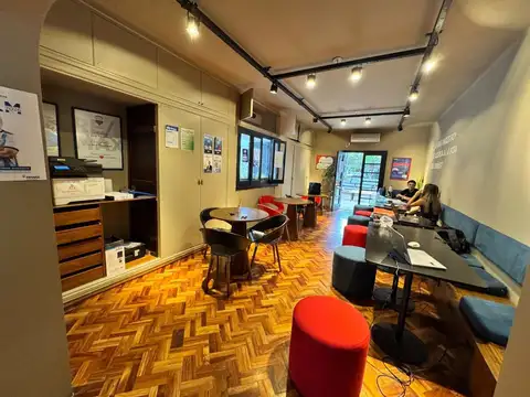 Casa 10 ambientes con 5 baños