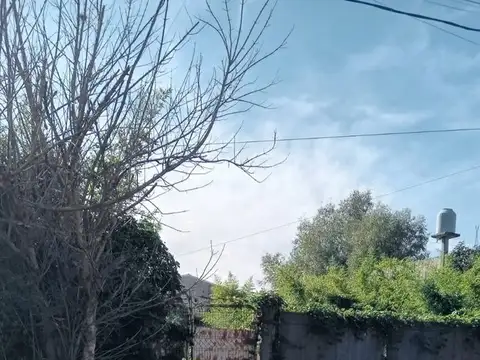 VENTA CASA A REFACIONAR DE 2 AMBIENTES LOTE 10X41