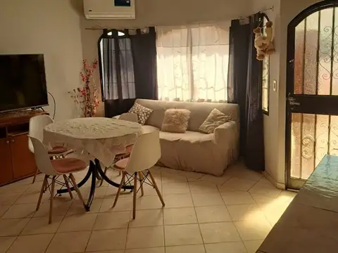 CASA EN VENTA 3 DORM., LOS ALGARROBOS, VCP, CBA.