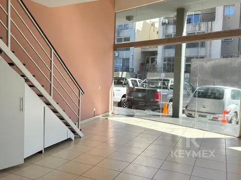 Alquiler - Local -CAMAÑO- 46 plaza