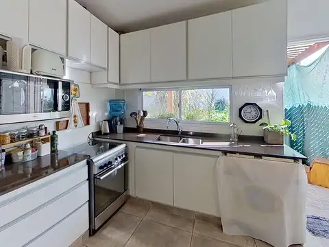 Avenida General Juan Domingo Perón 4300