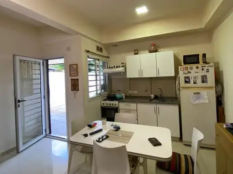 Hermoso PH 2 Ambientes con PATIO !