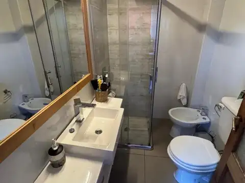 Depto Tipo Casa 4 ambientes con 3 baños