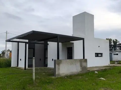 CASA EN VENTA EN ALTA GRACIA, B° PORTALES DEL TALA