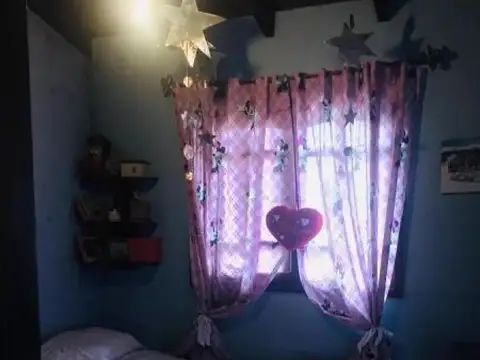 Casa 5 ambientes con 4 baños