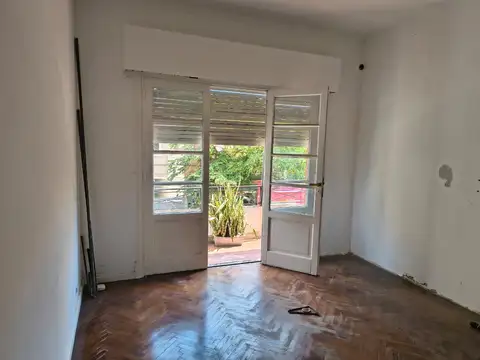 Depto Tipo Casa en Alquiler de 3 ambientes