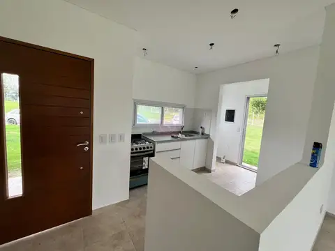 Casa en Venta en Pilar Del Este, USD 165.000