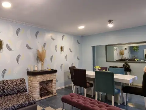 Depto Tipo Casa en Venta 40 años