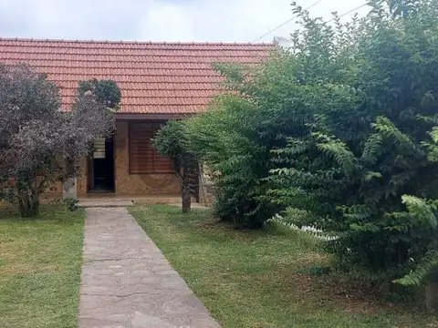 9 entre 520 y 521 900, Piso 0