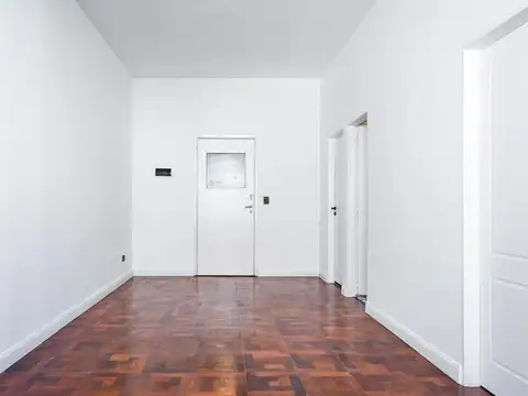 Av. de Mayo  al 1300