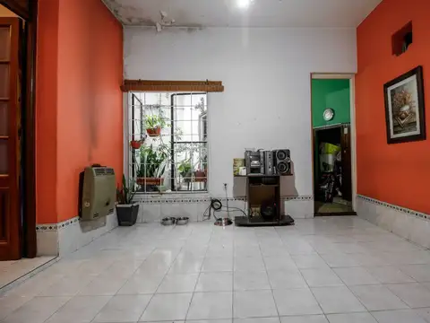 Depto Tipo Casa 4 ambientes con 2 baños