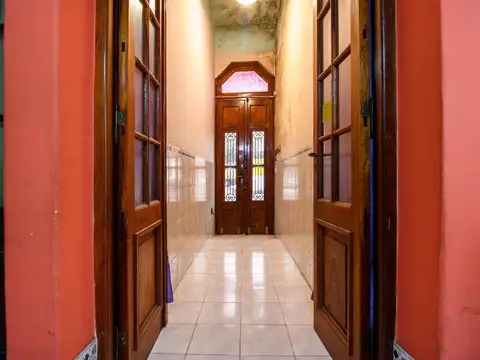 Avenida Teniente General Donato Álvarez 2500