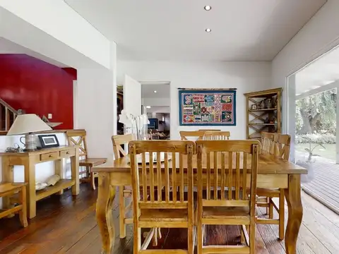 Oportunidad en Barrio Septiembre, Casa con Pileta