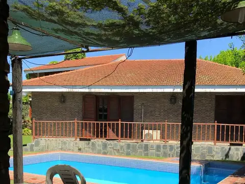 Casa en Venta al Oeste