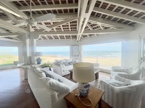 Casa en Alquiler Temporal en Punta Piedras, USD 80.000